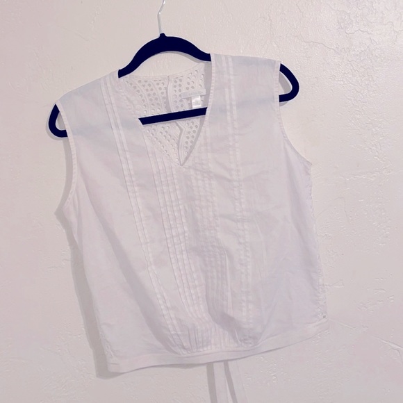 Bagutta Eyelet Back Top - Picture 2 of 9